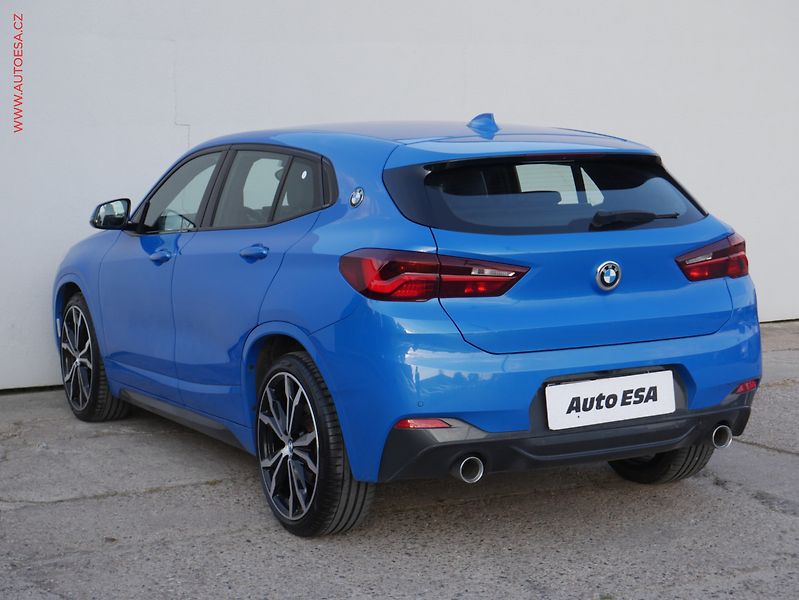 BMW X2 (2021) 2.0 D xDrive, AT, park. - fotka 4 z 21
