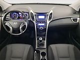Hyundai i30 (2015) Weekend 1.6 GDI, Serv.kniha - náhled 8