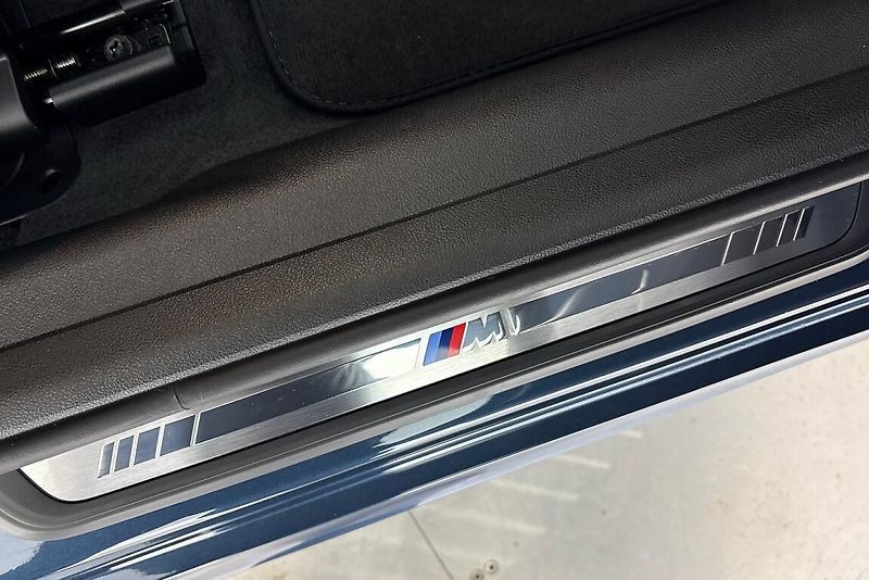 BMW Řada 3 řady 3 | 330d xDrive - fotka 15 z 25
