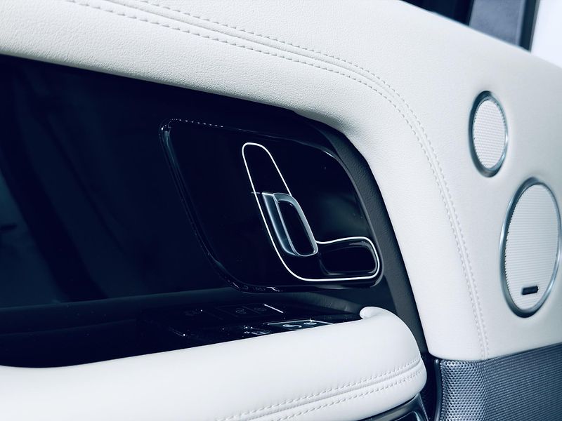 Land Rover Range Rover (2019) 4.4*V8*SD*VOGUE*TOP*CZ - fotka 35 z 45