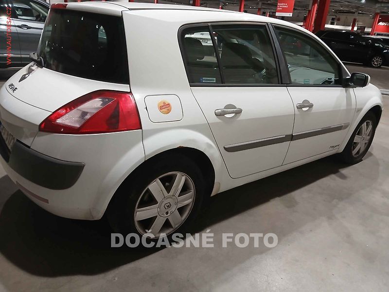 Renault Mégane (2003) 1.6, ČR - fotka 2 z 3
