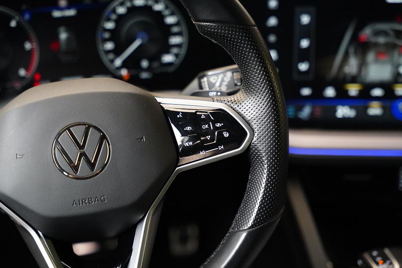 Volkswagen Touareg - fotka 15 z 26