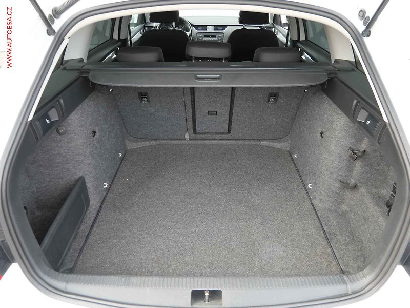 Škoda Octavia (2014) 1.4TSi, ČR, Ambition, TZ - fotka 7 z 16