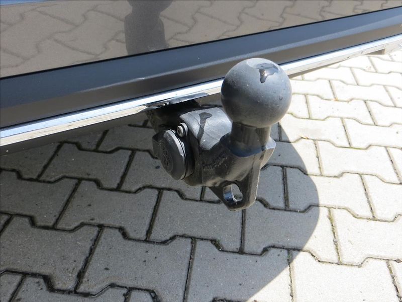 Škoda Kodiaq 2,0 TDI Sportline DSG Matrix - fotka 9 z 34