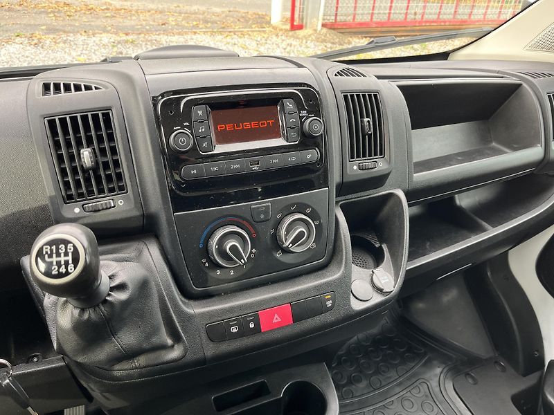 Peugeot Boxer (2024) 2.2 HDI 1MAJ.ČR,LOŽNÁ PL.3.85 - fotka 13 z 20
