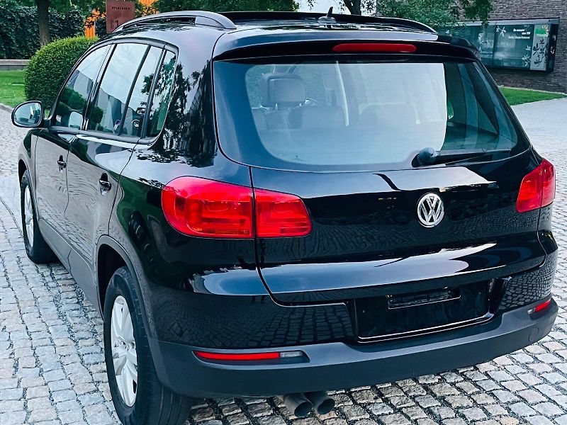 Volkswagen Tiguan 1.4TSI MANUÁL VÝHŘEV PANORAMA - fotka 17 z 46