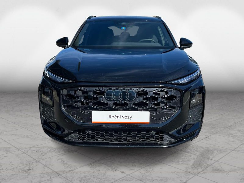 Audi Q3 2.0TDI S-LINE - fotka 3 z 21