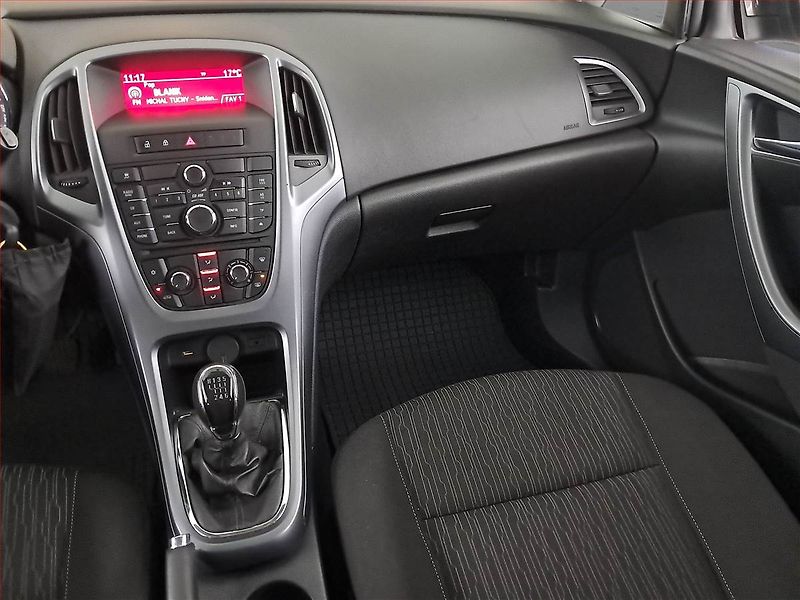 Opel Astra (2014) 1.7 CDTI, Tažné, jezdí výborně - fotka 8 z 14