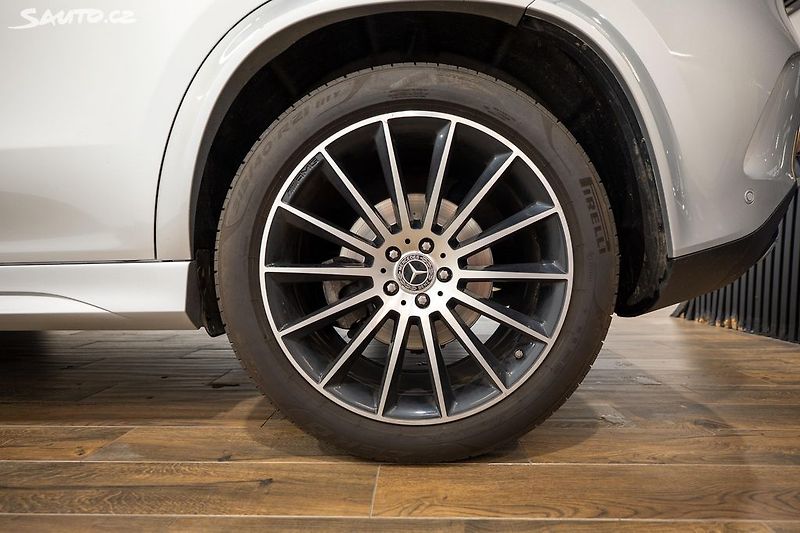 Mercedes-Benz GLE 400d 4Matic 243 kW Záruka - fotka 37 z 37