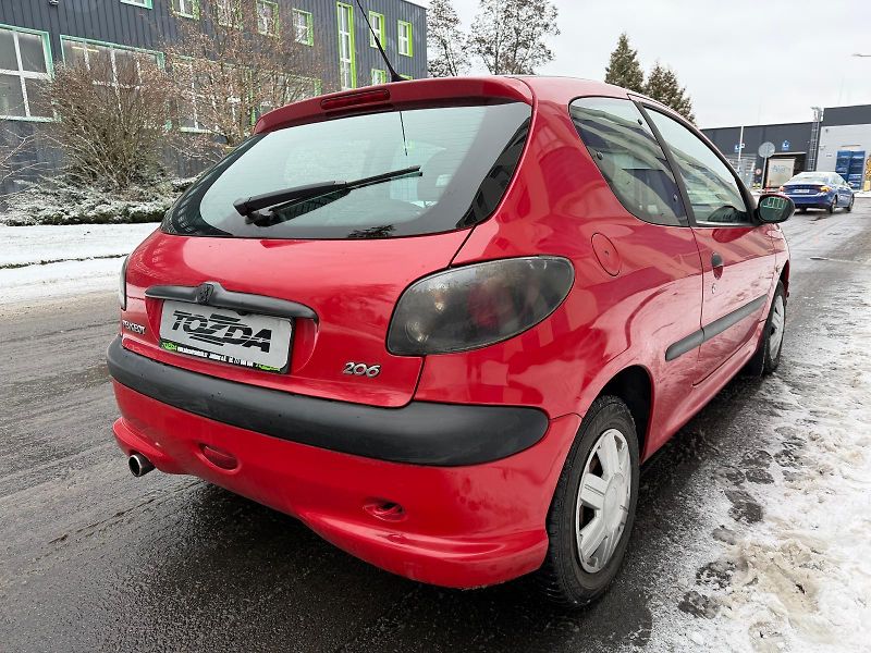 Peugeot 206 1,4i / 55 kW / sada pneu  - fotka 5 z 21