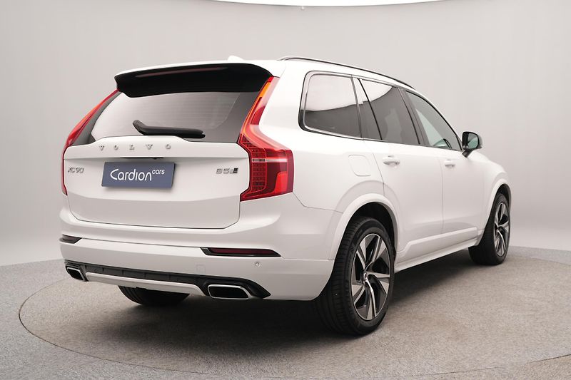 Volvo XC90 B5 AWD R-DESIGN AUT - fotka 10 z 53