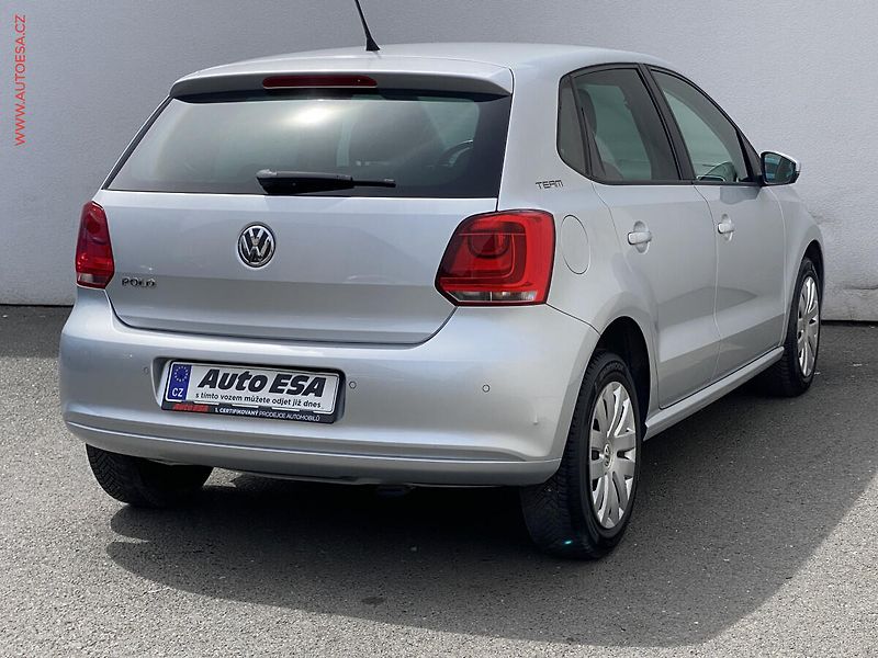 Volkswagen Polo (2010) 1.2 i, Team, park.asist - fotka 4 z 17