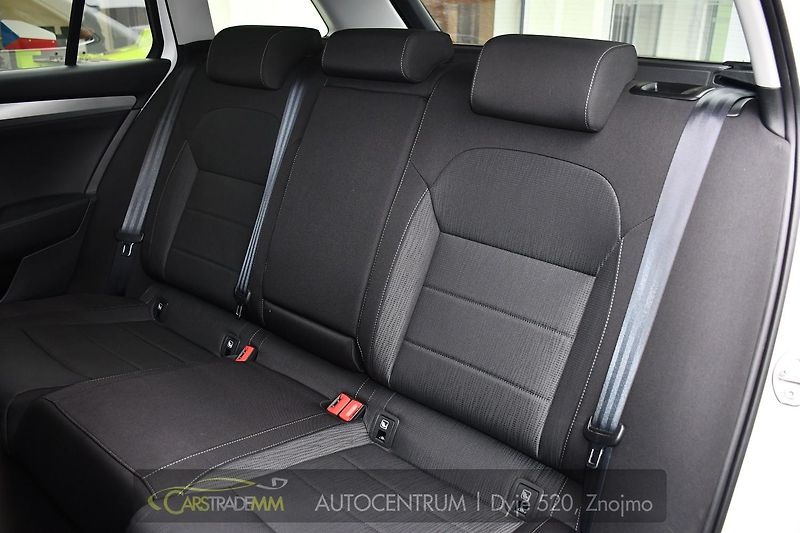 Škoda Superb 2.0TDi  - fotka 15 z 58