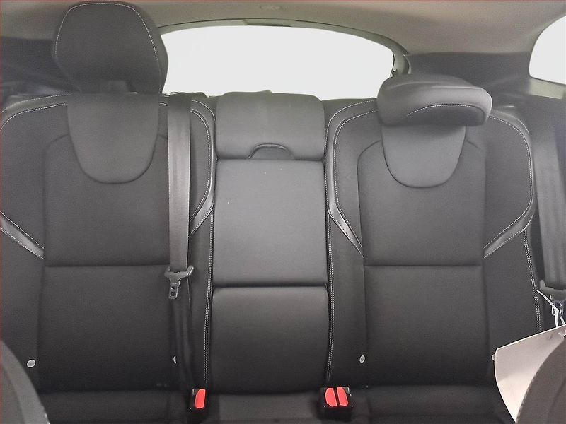 Volvo V40 (2016) 2.0 D2, Automat, Serv.kniha - fotka 10 z 17