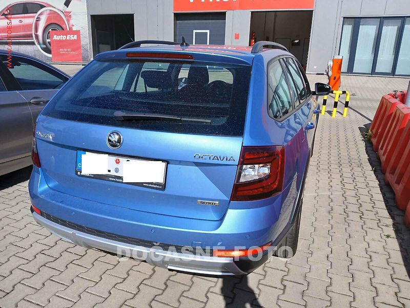 Škoda Octavia (2017) 2.0 TDi 4x4, Scout, DSG - fotka 2 z 3