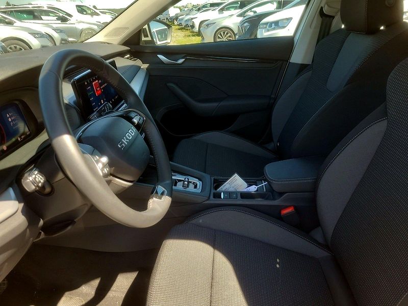 Škoda Octavia (2026) SELECTION 1,5 TSI 85 kW DSG - fotka 7 z 16