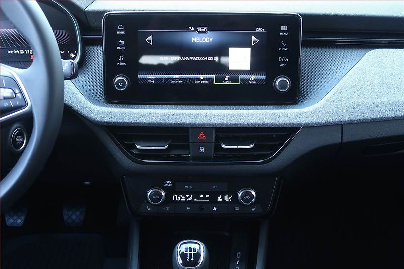 Škoda Kamiq (2025) 1.0 TSI - fotka 12 z 21