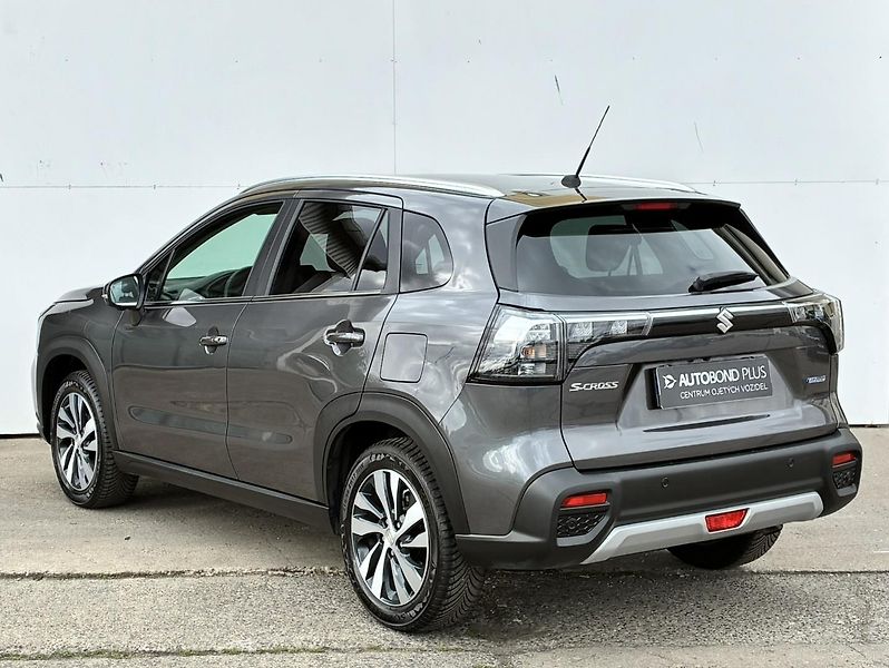 Suzuki S-Cross 1.4 BoosterJet 6AT 4x4 Eleganc - fotka 7 z 21