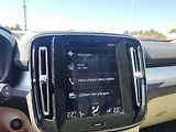 Volvo XC40 D3 2.0D Momentum Pro AT - náhled 18