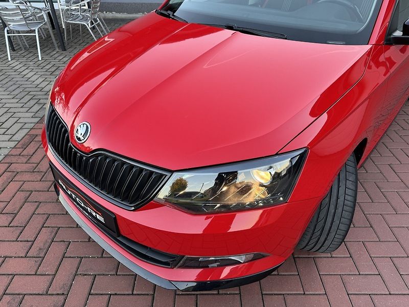 Škoda Fabia (2015) 1.2TSi Monte Carlo Panorama - fotka 34 z 49
