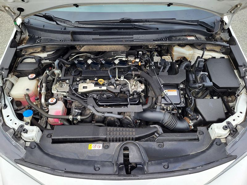 Toyota Corolla 2.0 Hybrid e-CVT 112kW Trek - fotka 32 z 46