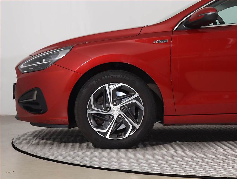 Hyundai i30 (2021) Family Comfort 1.6 CRDi - fotka 14 z 22