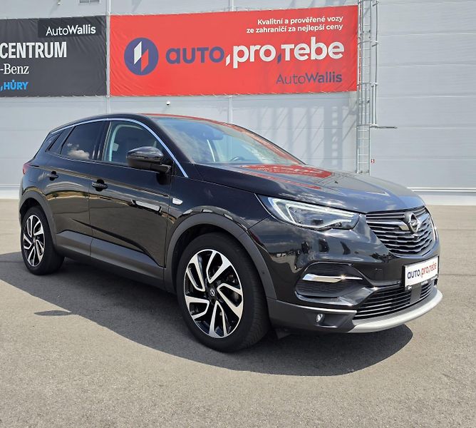 Opel Grandland X 1.5CDTi 96kW Ultimate LED 1Maj - fotka 2 z 27