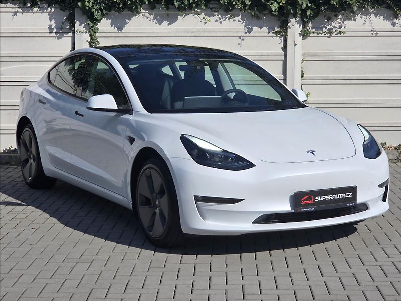 Tesla Model 3 0,0 Long Range RWD SOH 96% 1.m - fotografie inzerátu