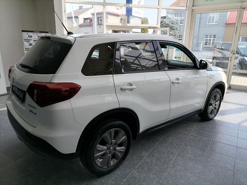 Suzuki Vitara (2018) 1.6 VVt Elegance - fotka 5 z 19