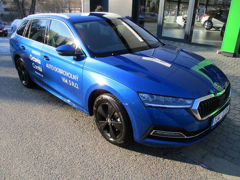 Škoda Octavia Combi Style 2,0TDI 110kW DSG/P - fotka 3 z 15