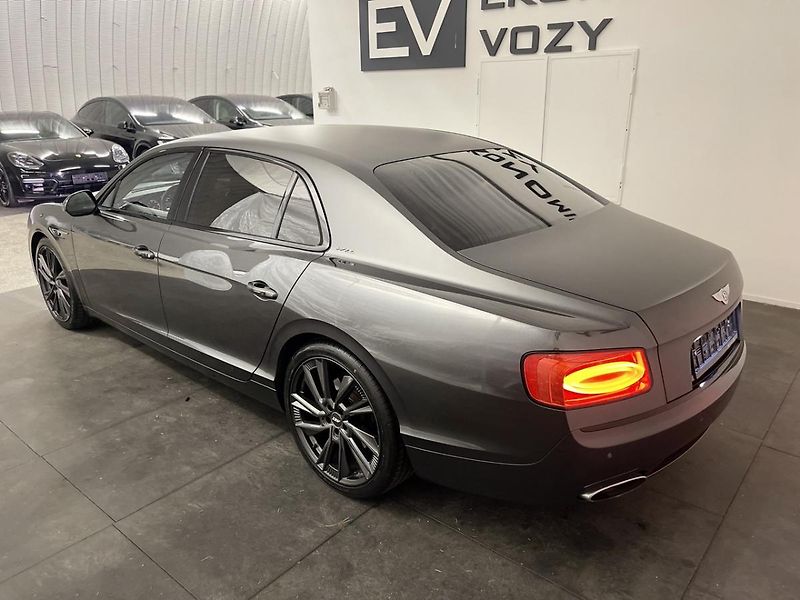 Bentley Flying Spur (2016) 6.0 625 PS  W12 - fotka 28 z 81