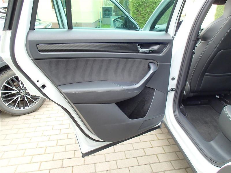 Škoda Kodiaq 1,5 Sportline, Automat - fotka 46 z 72