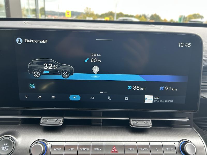 Hyundai Kona NOVÁ KONA Electric 48,6 kWh - fotka 27 z 33
