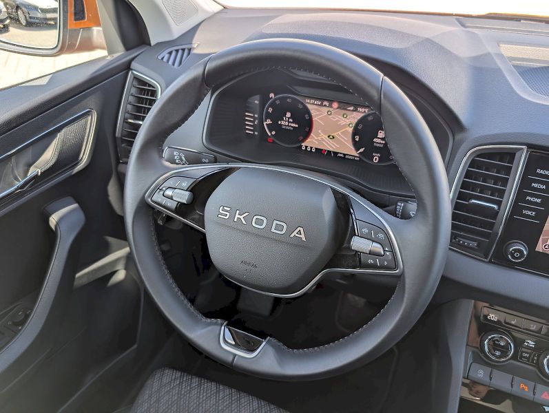 Škoda Karoq (2025) 1,5 TSI / 110 kW Top Selection - fotka 17 z 30