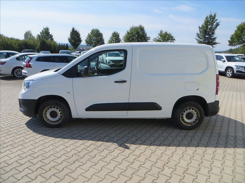Opel Combo 1,5 CDTi 75 kW L1H1 Van Enjoy - fotka 4 z 19
