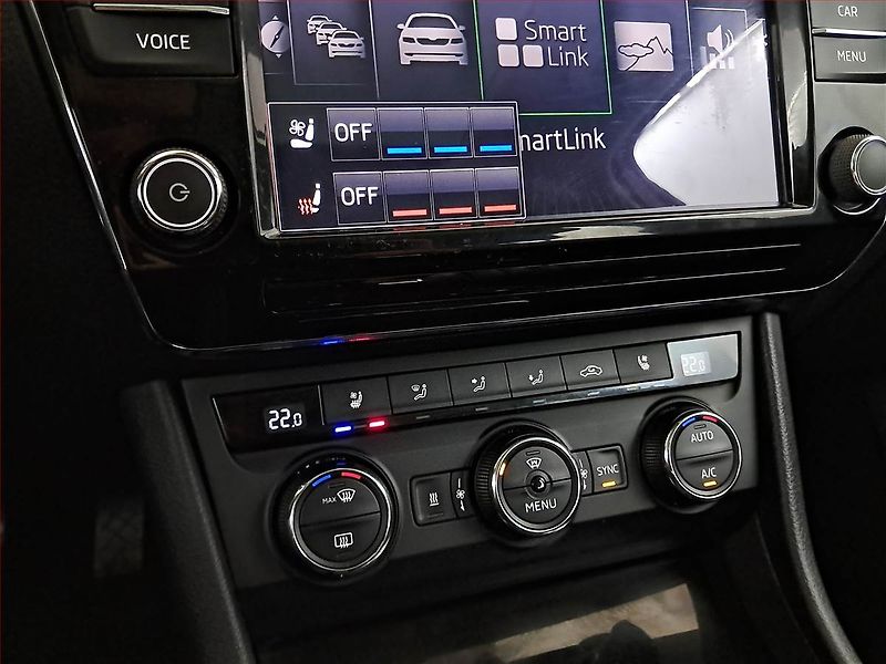 Škoda Superb (2016) Laurin&Klement 2.0 TDI 4x4 - fotka 16 z 22