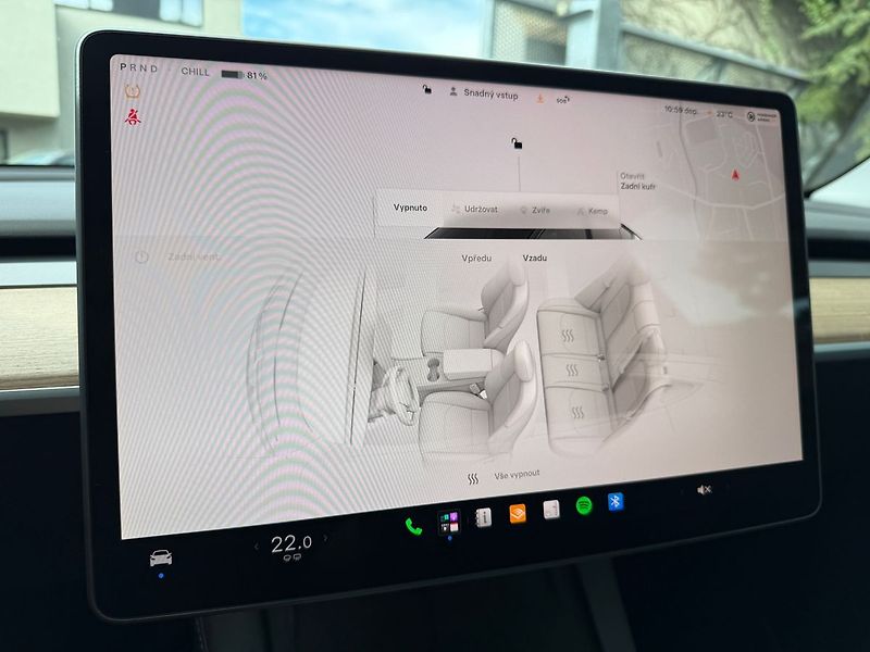 Tesla Model Y Long Range AWD Tažné / záruka - fotka 16 z 40