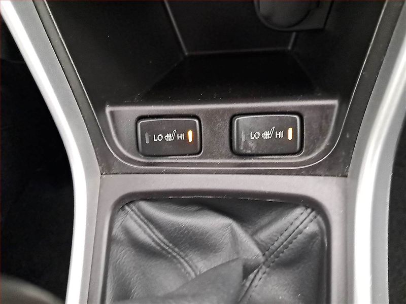 Suzuki SX4 S-Cross (2016) 1.6 VVT AllGrip, 4X4 - fotka 18 z 18
