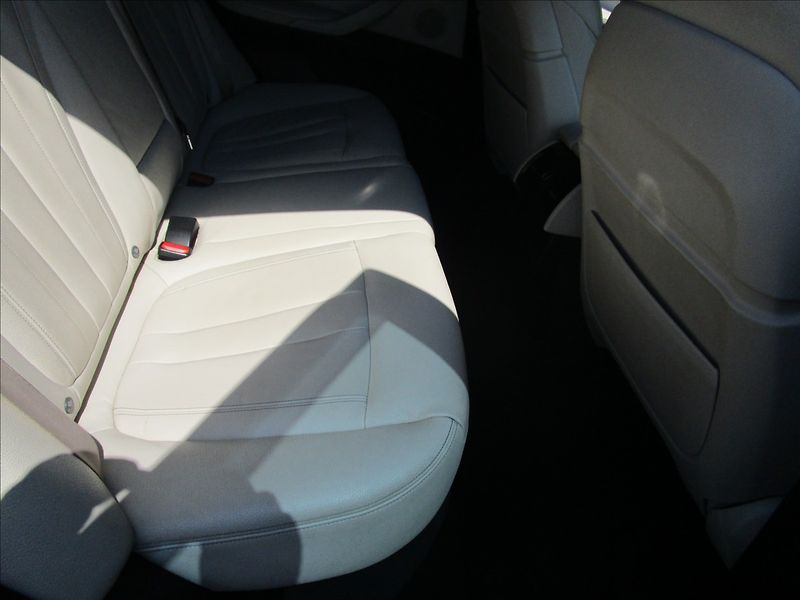 BMW X5 xDrive 30d M-Paket  ČR - fotka 41 z 70