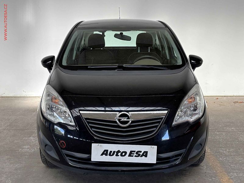 Opel Meriva (2011) 1.7 CDTi, AT - fotka 2 z 15