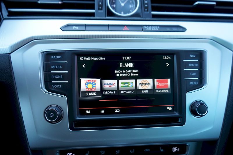 Volkswagen Passat (2015) TDI 110 kW DSG Comfortline Var - fotka 12 z 29