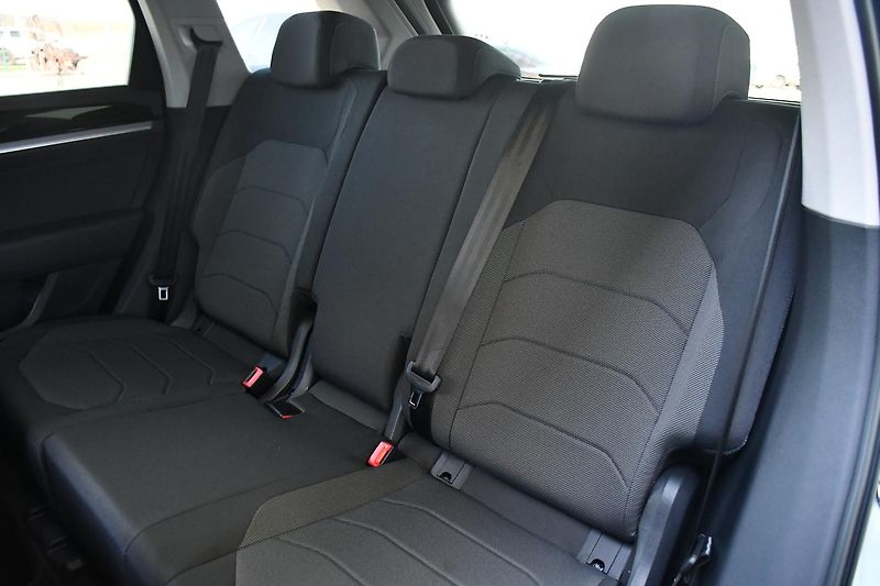 Volkswagen Touareg 3.0TDI 2.SADA KOL ČR - fotka 20 z 54