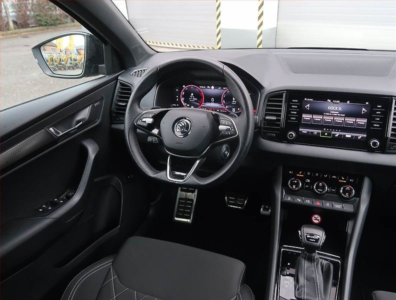 Škoda Karoq (2024) Sportline 2.0 TDI - fotka 7 z 28