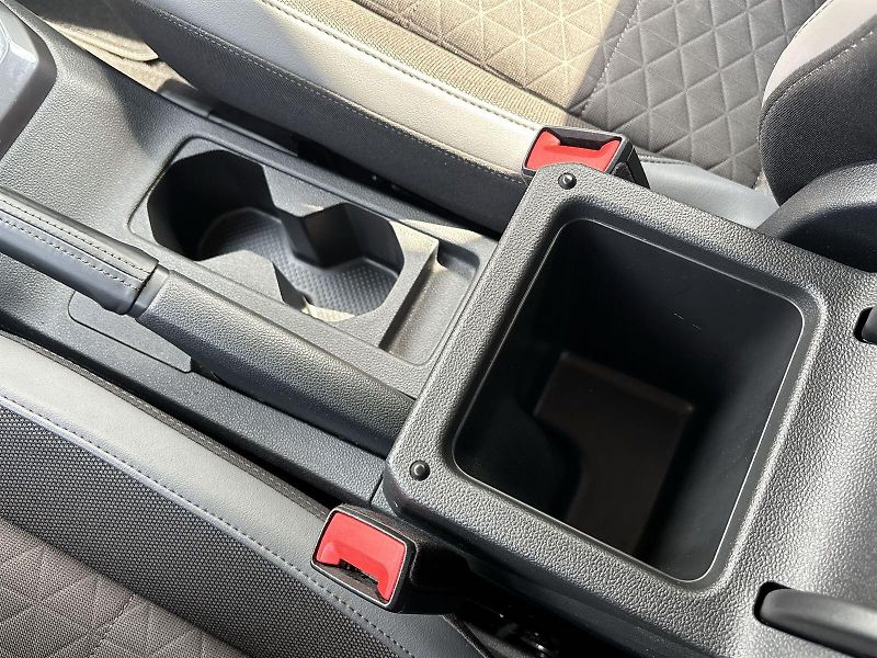 Volkswagen T-Cross (2023) 1.0 TSI DSG Style - fotka 21 z 28