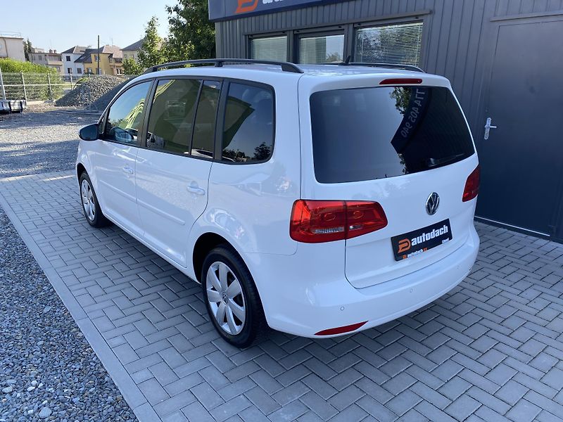 Volkswagen Touran 1.2 TSI 77kW - KLIMATIZACE-PDC - fotka 3 z 39