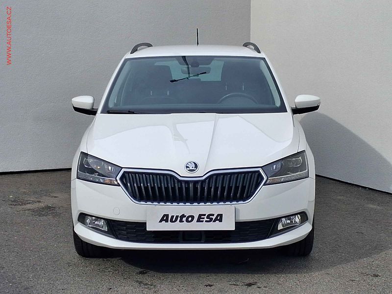Škoda Fabia (2022) 1.0 TSi, 2.maj,ČR, Ambition - fotka 2 z 17
