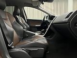 Volvo XC60 D5 AWD SUMMUM AUT CZ - náhled 16