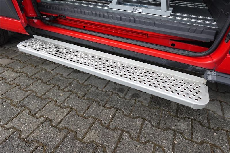 Ford Transit 2,0 TDCi  L3H2 9MÍST KLIMA SER - fotka 22 z 45