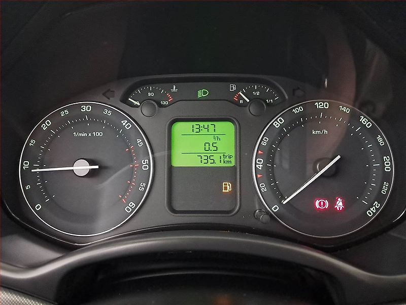 Škoda Octavia (2006) Ambiente 2.0 TDI, po STK - fotka 11 z 17