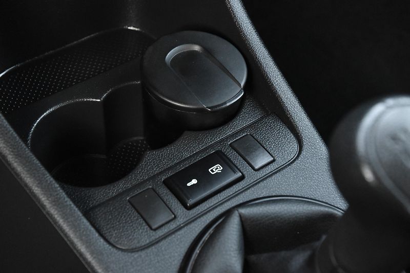 Škoda Fabia 1.4 16V,FACE,KLIMA,BEZ KOROZE - fotka 19 z 37